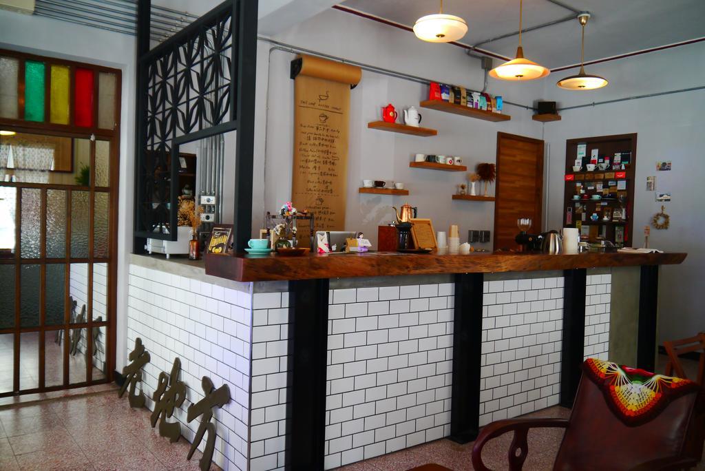 Hsin Hsin Hotel Миаоли Екстериор снимка